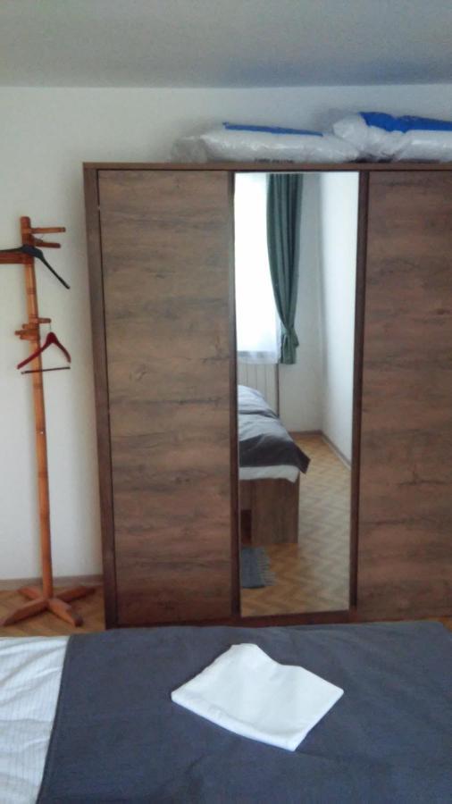 Apartma Med Oljkami Spodnji 波尔托罗 外观 照片
